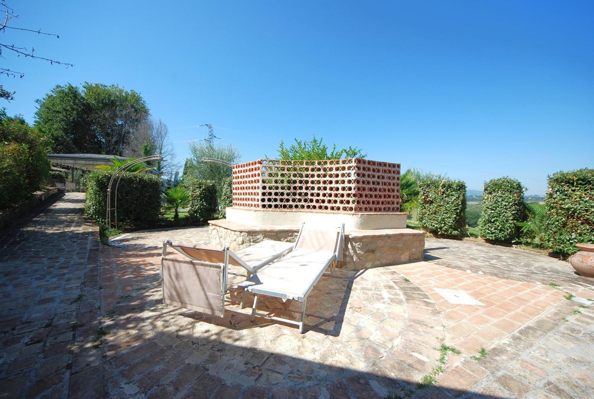 Spoleto By The Pool Guest House Bagian luar foto